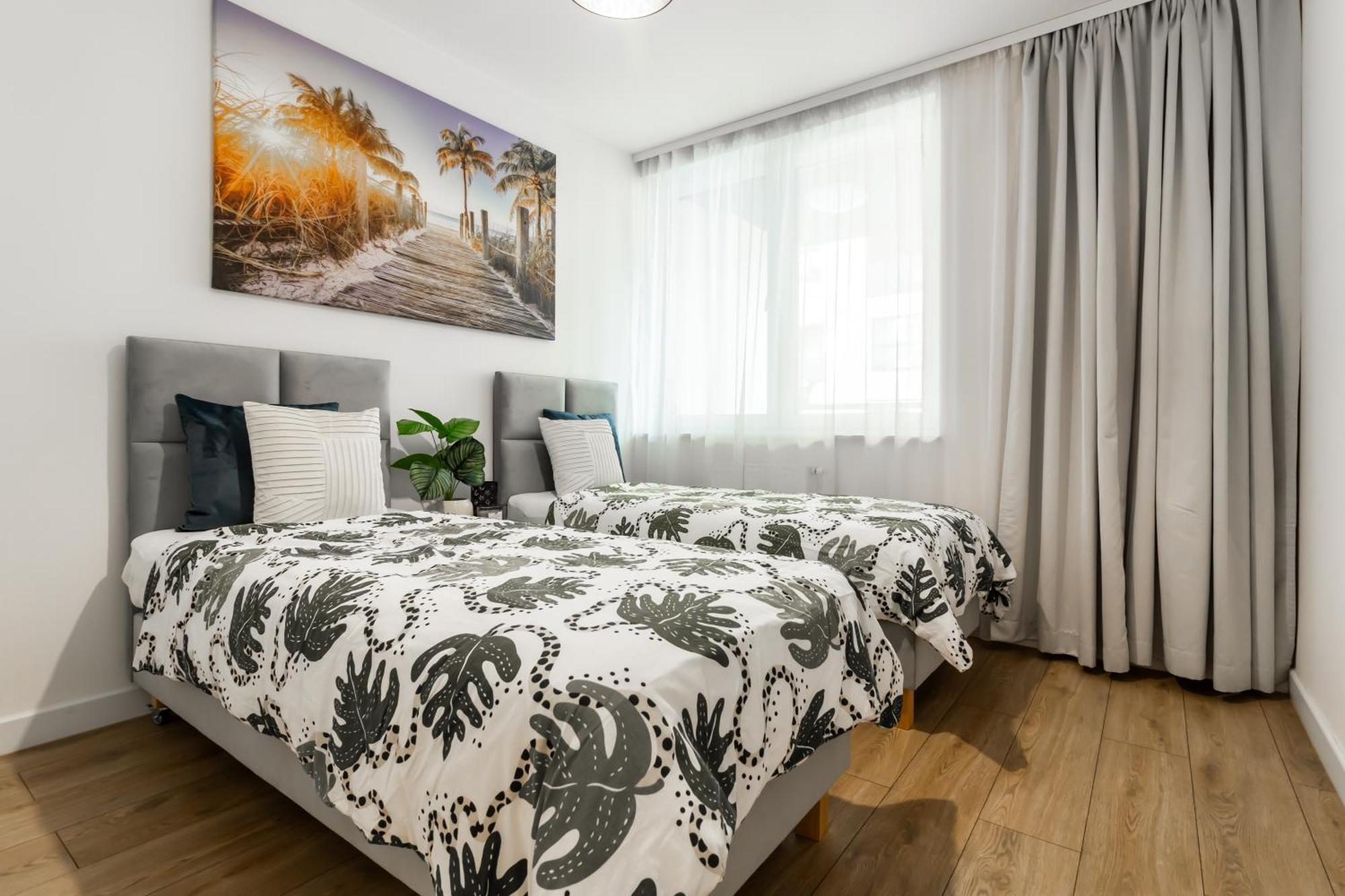 Apartament Near Sky Tower Free Parking For 2 Cars Wroclaw Dış mekan fotoğraf