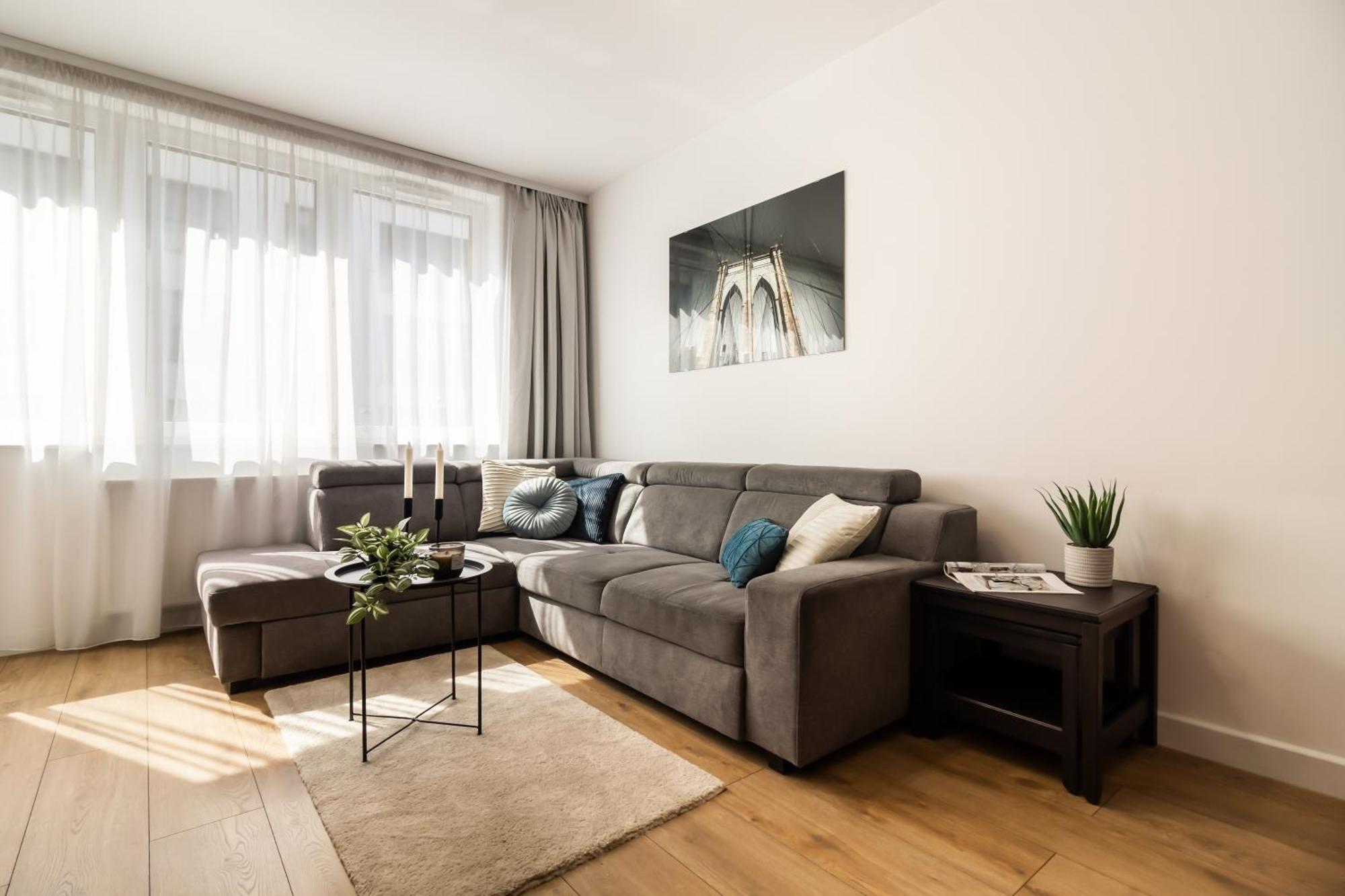 Apartament Near Sky Tower Free Parking For 2 Cars Wroclaw Dış mekan fotoğraf